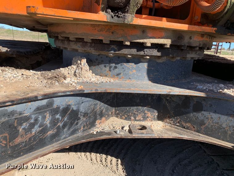 image for item MM9749 1998 Halla HE220LC  excavator