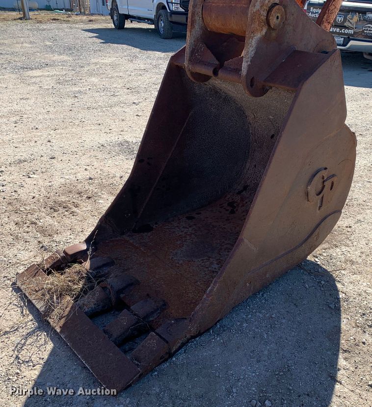 image for item MM9749 1998 Halla HE220LC  excavator