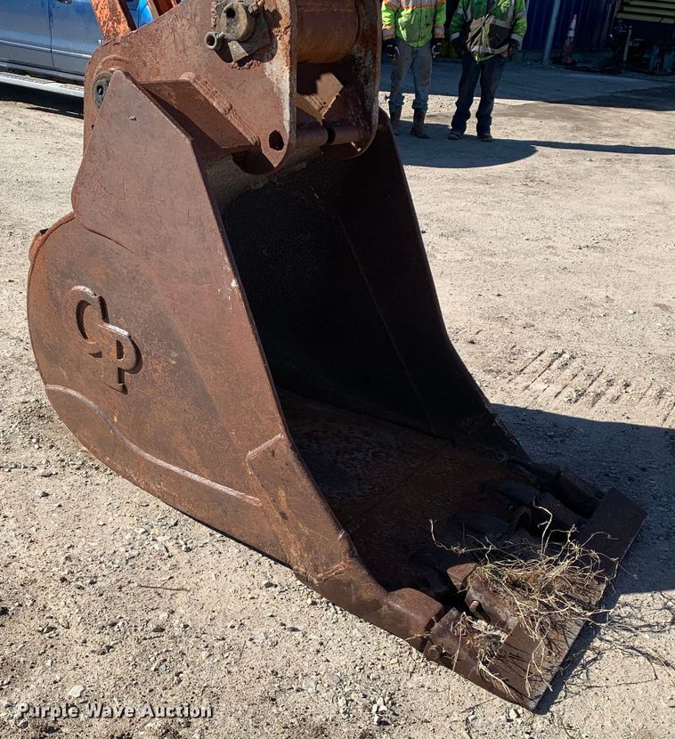 image for item MM9749 1998 Halla HE220LC  excavator