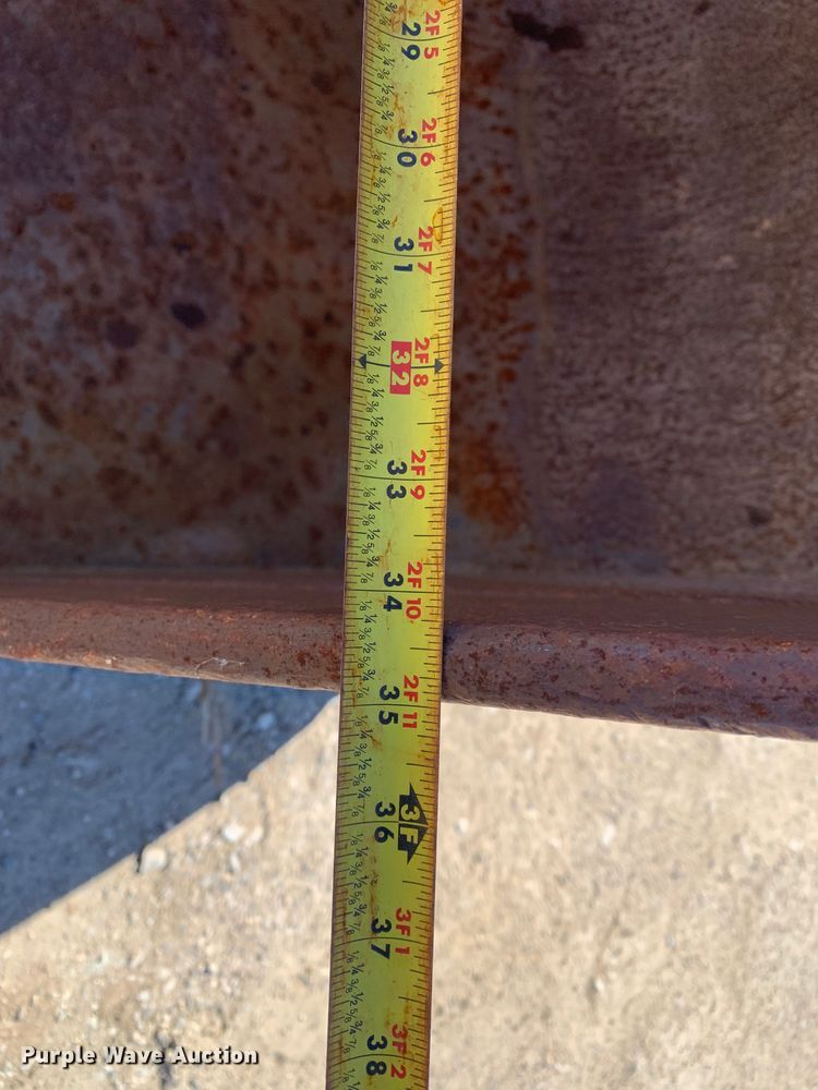 image for item MM9749 1998 Halla HE220LC  excavator