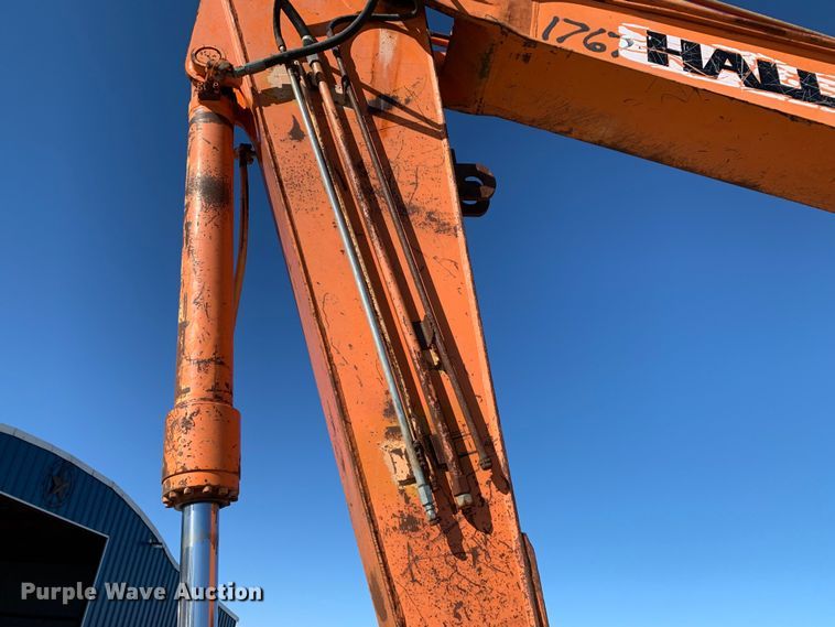 image for item MM9749 1998 Halla HE220LC  excavator