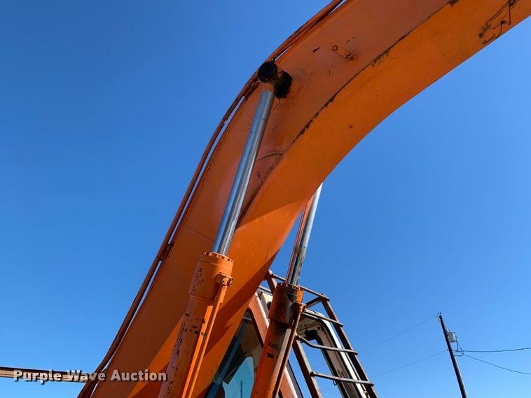 image for item MM9749 1998 Halla HE220LC  excavator