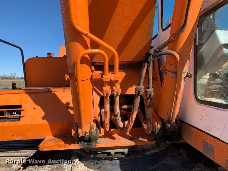 image for item MM9749 1998 Halla HE220LC  excavator