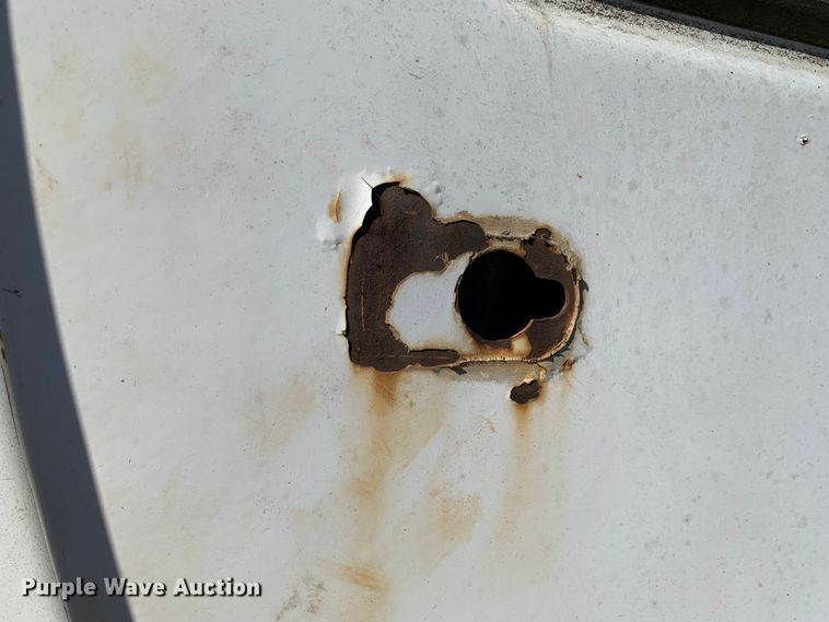 image for item MM9749 1998 Halla HE220LC  excavator