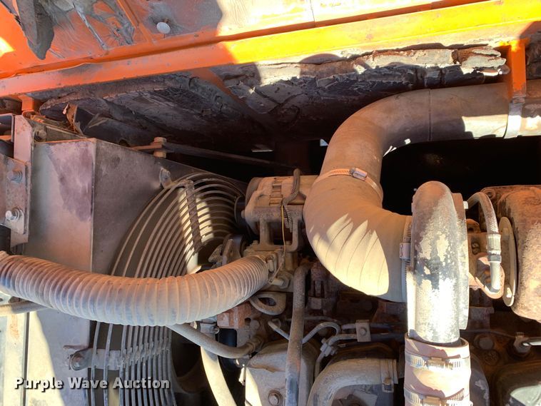 image for item MM9749 1998 Halla HE220LC  excavator