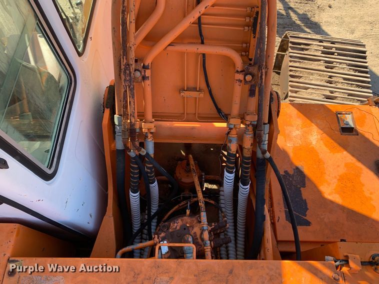 image for item MM9749 1998 Halla HE220LC  excavator