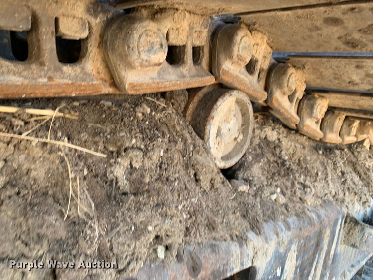 image for item MM9749 1998 Halla HE220LC  excavator