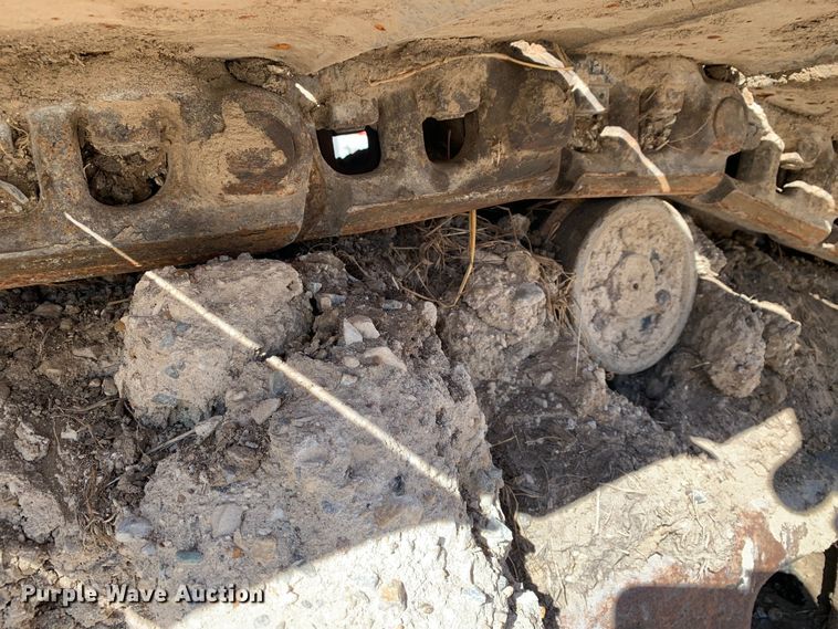 image for item MM9749 1998 Halla HE220LC  excavator