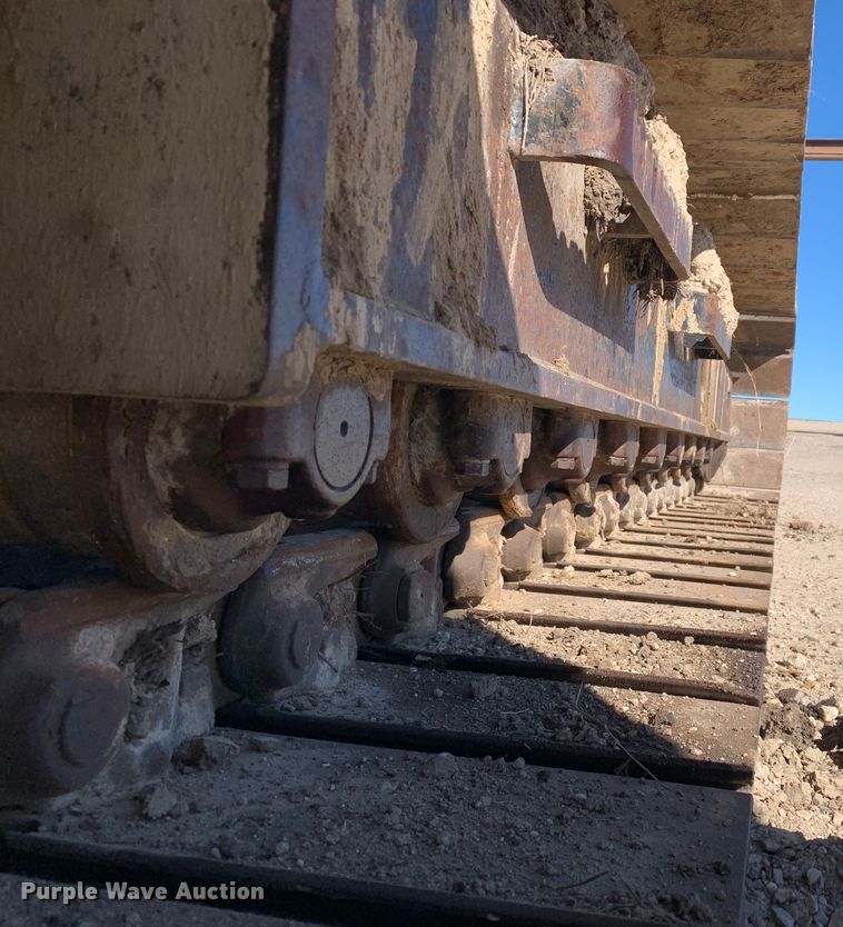 image for item MM9749 1998 Halla HE220LC  excavator