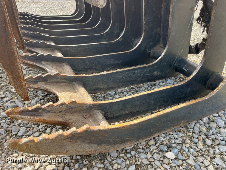 image for item MW9494 Bobcat  skid steer grapple bucket