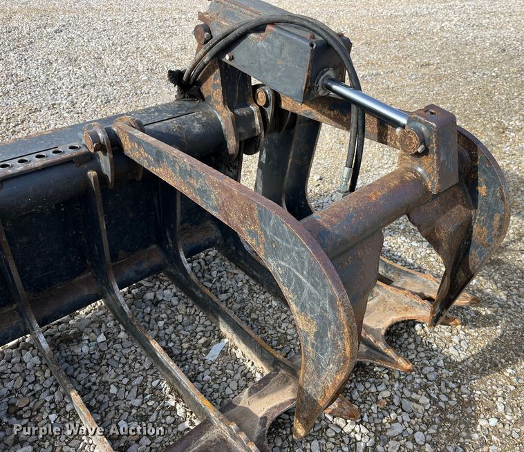 image for item MW9494 Bobcat  skid steer grapple bucket