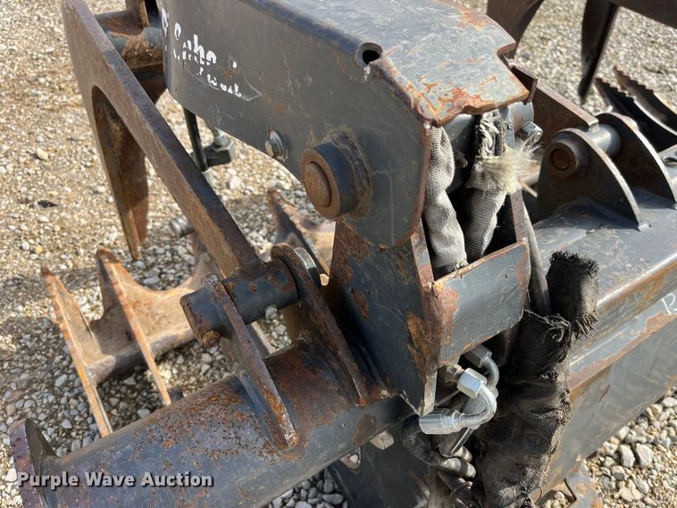 image for item MW9494 Bobcat  skid steer grapple bucket