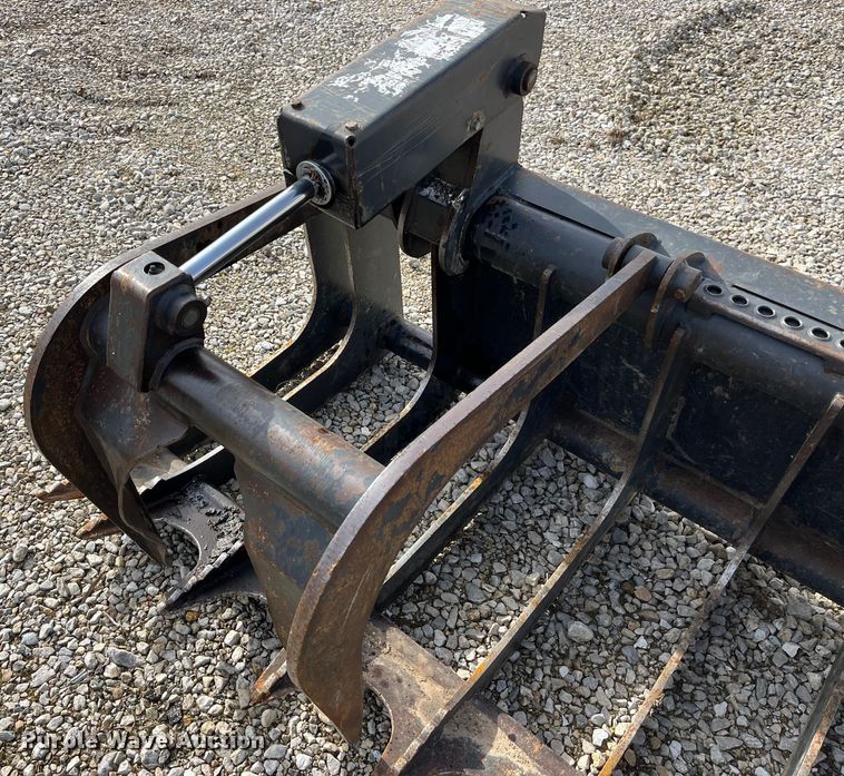 image for item MW9494 Bobcat  skid steer grapple bucket