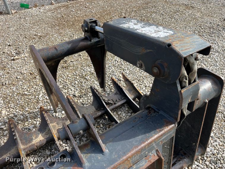 image for item MW9494 Bobcat  skid steer grapple bucket