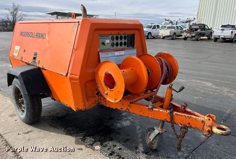 image for item MW9495 1995 Ingersoll Rand P175WJD  air compressor