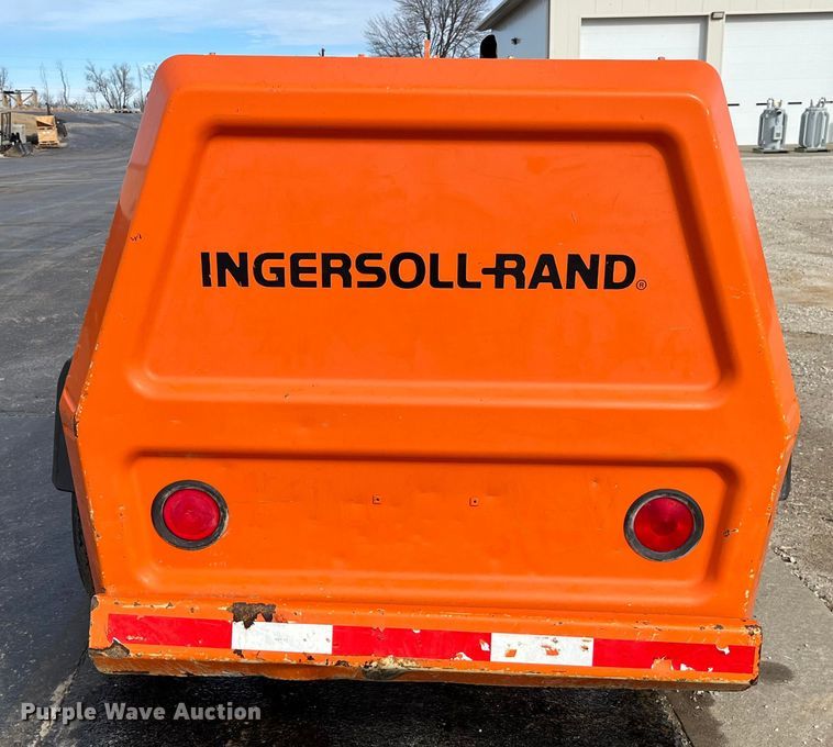 image for item MW9495 1995 Ingersoll Rand P175WJD  air compressor