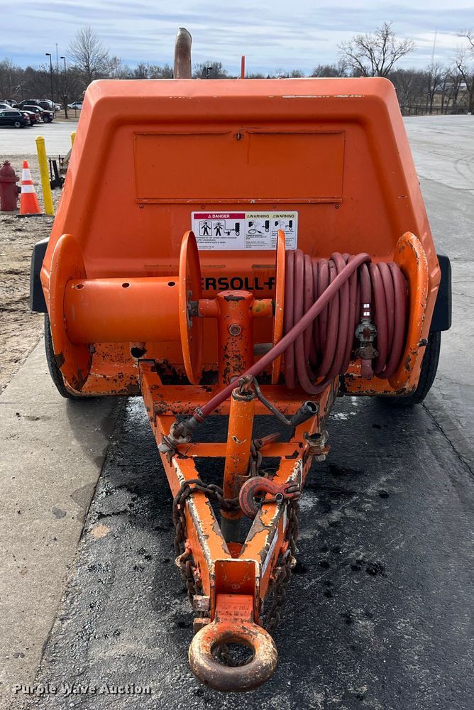 image for item MW9495 1995 Ingersoll Rand P175WJD  air compressor