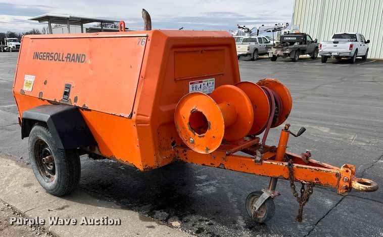 image for item MW9495 1995 Ingersoll Rand P175WJD  air compressor