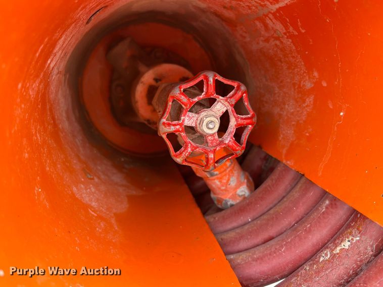 image for item MW9495 1995 Ingersoll Rand P175WJD  air compressor