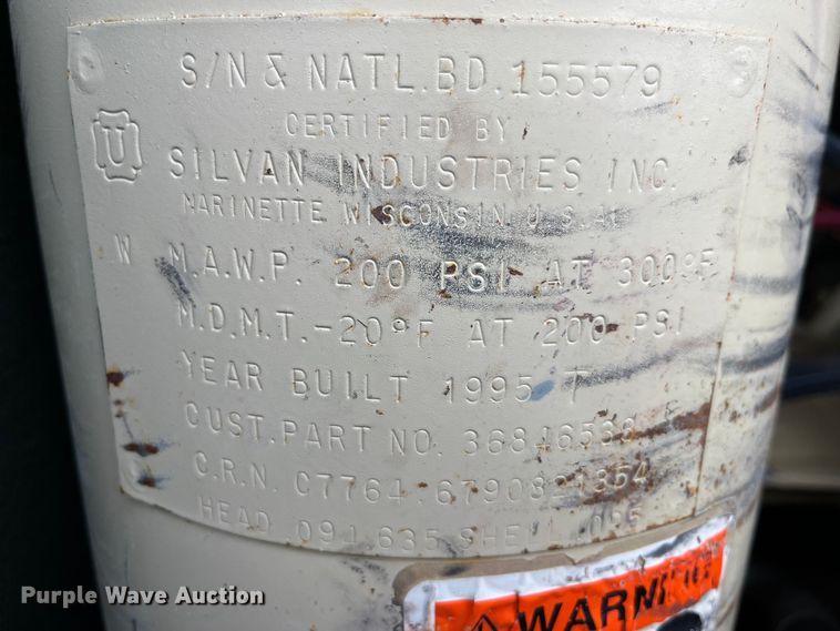 image for item MW9495 1995 Ingersoll Rand P175WJD  air compressor