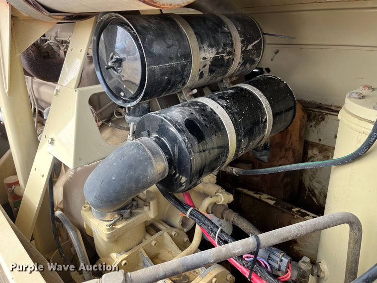 image for item MW9495 1995 Ingersoll Rand P175WJD  air compressor