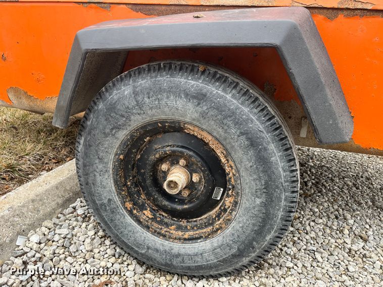 image for item MW9495 1995 Ingersoll Rand P175WJD  air compressor