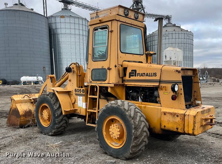 image for item MW9499 1978 Fiat-Allis 605B  wheel loader