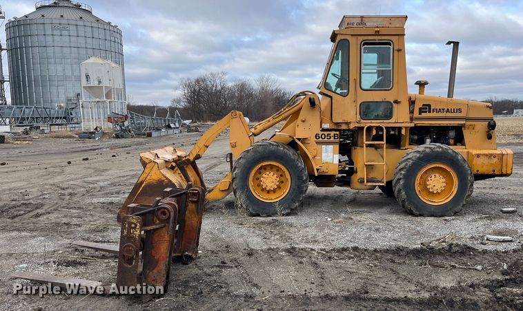 image for item MW9499 1978 Fiat-Allis 605B  wheel loader
