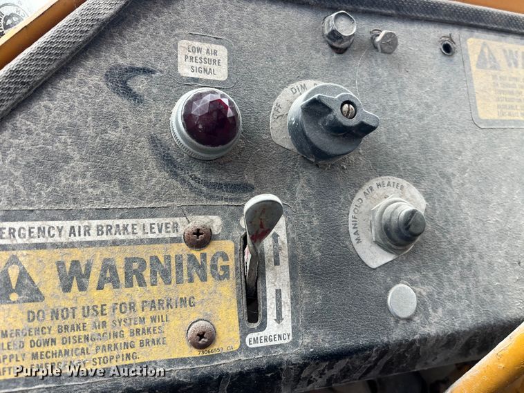 image for item MW9499 1978 Fiat-Allis 605B  wheel loader