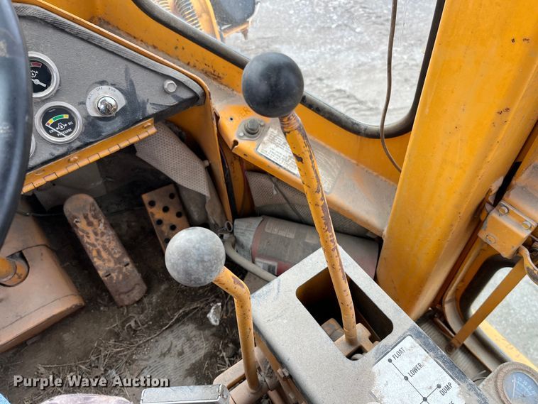 image for item MW9499 1978 Fiat-Allis 605B  wheel loader