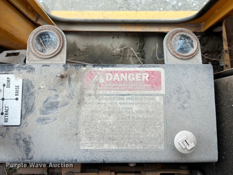 image for item MW9499 1978 Fiat-Allis 605B  wheel loader