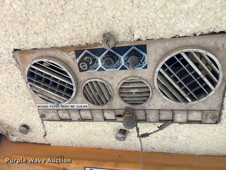 image for item MW9499 1978 Fiat-Allis 605B  wheel loader