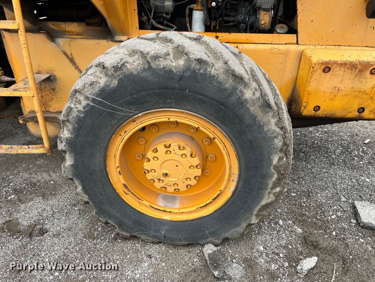 image for item MW9499 1978 Fiat-Allis 605B  wheel loader