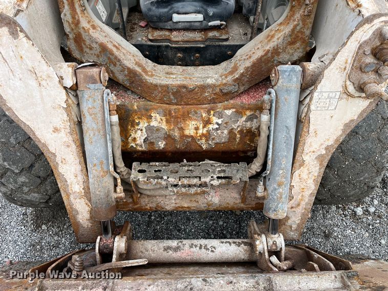 image for item MW9501 2012 Bobcat S630  skid steer loader