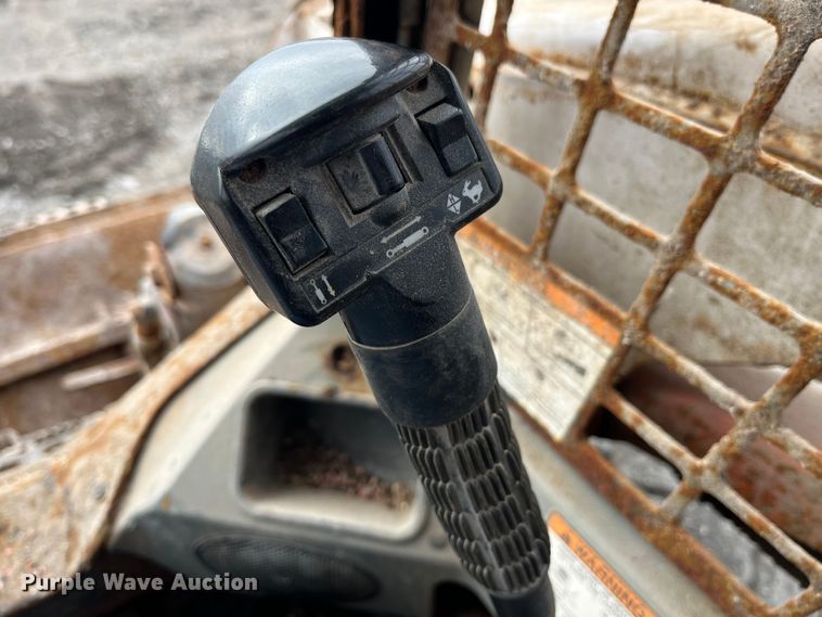 image for item MW9501 2012 Bobcat S630  skid steer loader