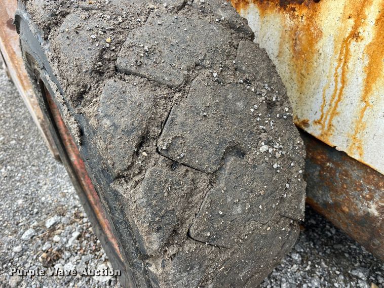 image for item MW9501 2012 Bobcat S630  skid steer loader