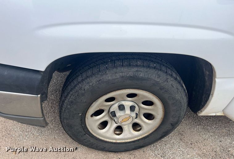 image for item DG5368 2005 Chevrolet Silverado 1500  Ext. Cab pickup truck