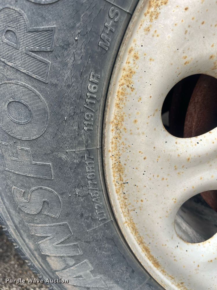 image for item DG5368 2005 Chevrolet Silverado 1500  Ext. Cab pickup truck