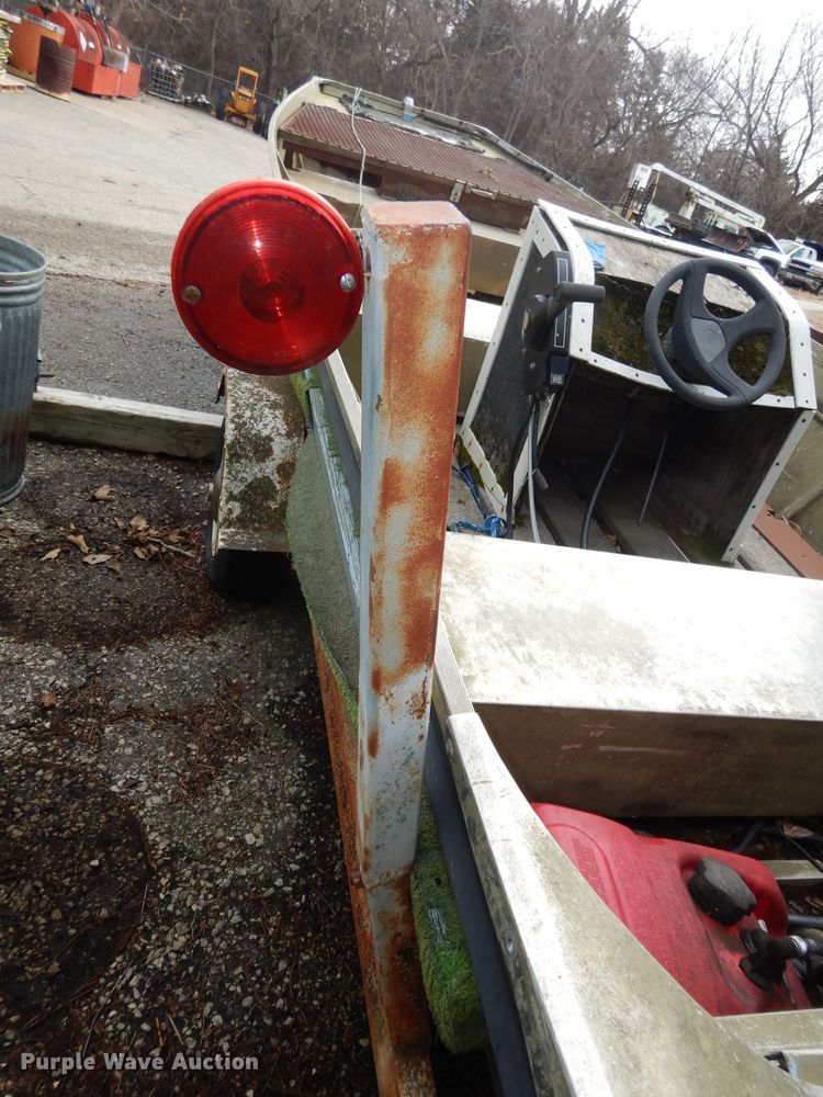 image for item DK7599 Polar Kraft  boat