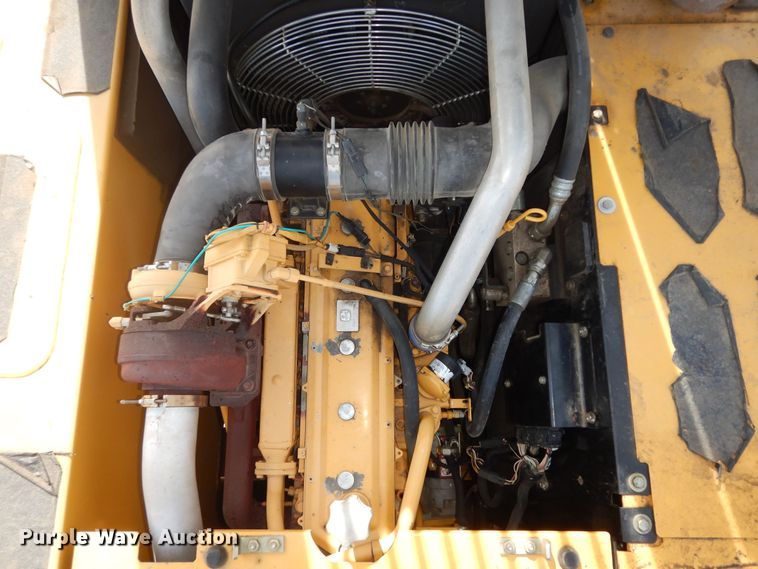 image for item DK7601 2011 John Deere 240DLC  excavator