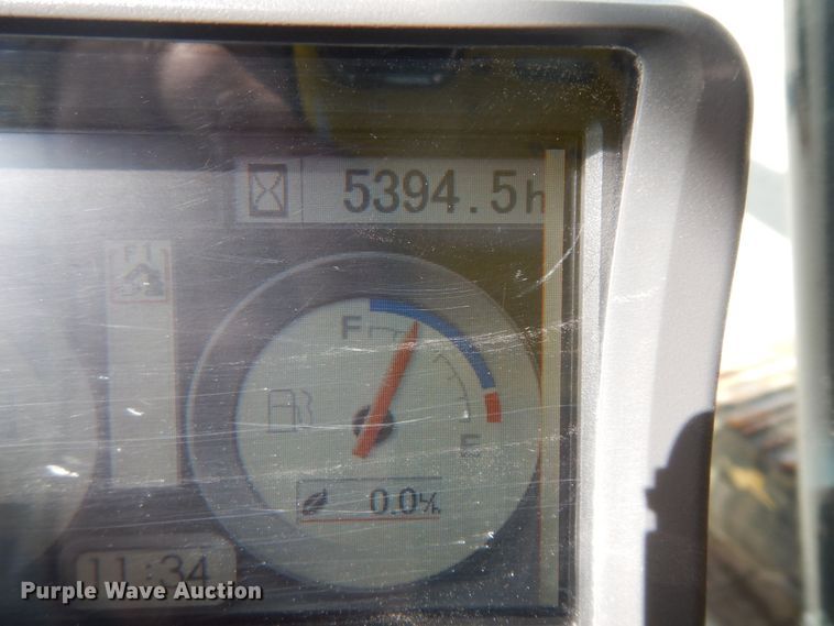 image for item DK7601 2011 John Deere 240DLC  excavator