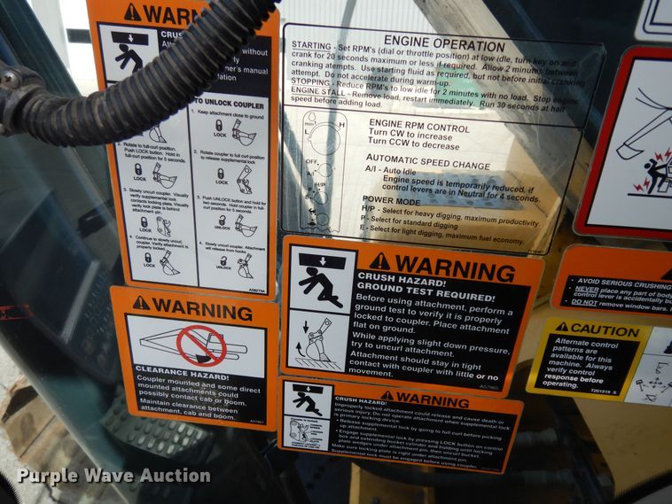 image for item DK7601 2011 John Deere 240DLC  excavator