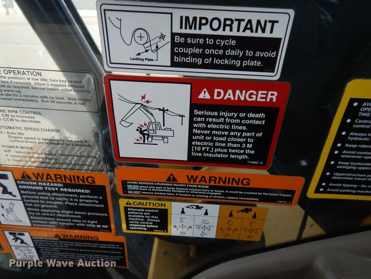 image for item DK7601 2011 John Deere 240DLC  excavator