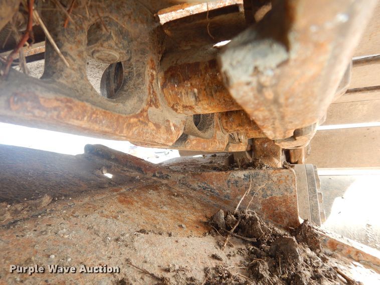 image for item DK7601 2011 John Deere 240DLC  excavator