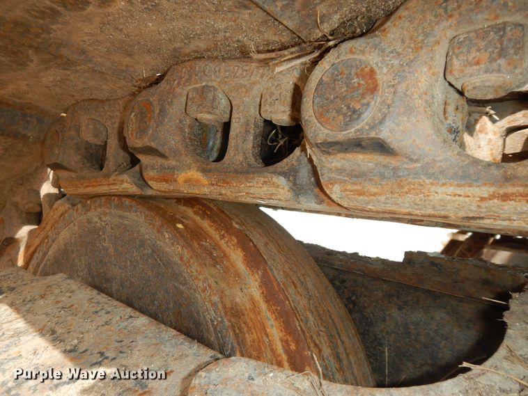 image for item DK7601 2011 John Deere 240DLC  excavator