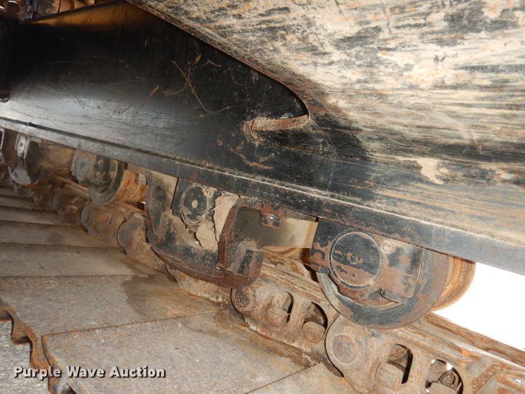 image for item DK7601 2011 John Deere 240DLC  excavator