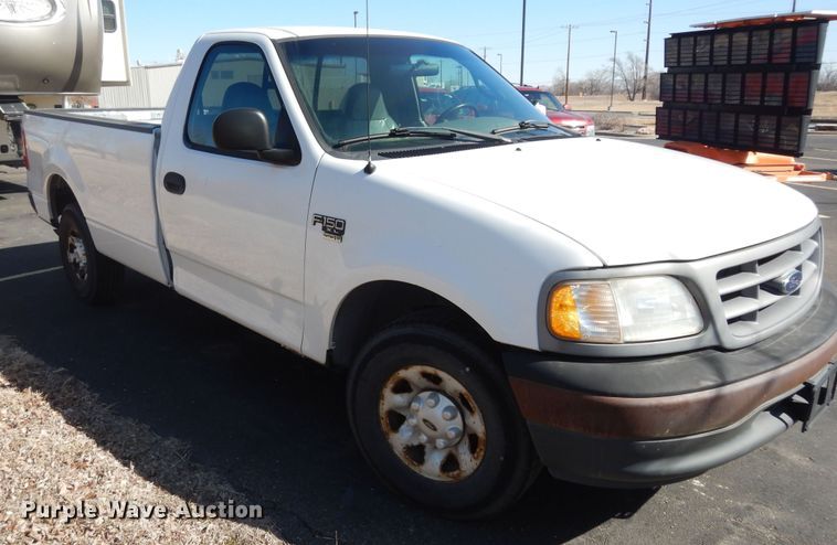 image for item DK7611 2001 Ford F150 XL  pickup truck
