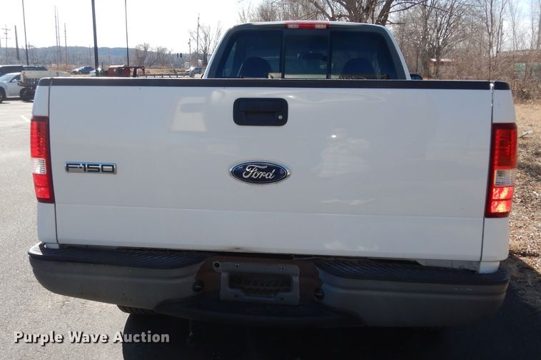 image for item DK7611 2001 Ford F150 XL  pickup truck