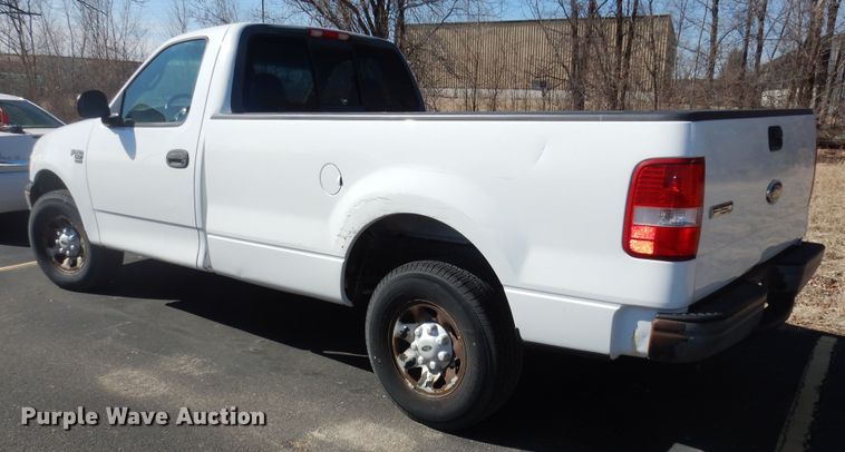 image for item DK7611 2001 Ford F150 XL  pickup truck
