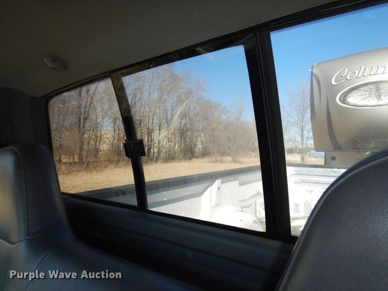 image for item DK7611 2001 Ford F150 XL  pickup truck